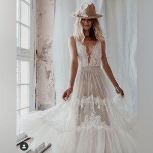 Unique Bridal - Sahara